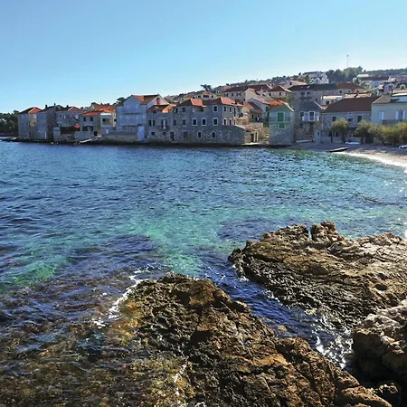 Lovely Home In Postira With Heated Swimming Pool Semesterbostad *